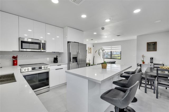6021 SW 19th Street, Miami, FL 33155