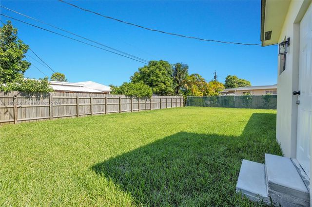 6021 SW 19th Street, Miami, FL 33155