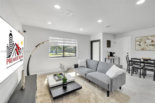 6021 SW 19th Street, Miami, FL 33155