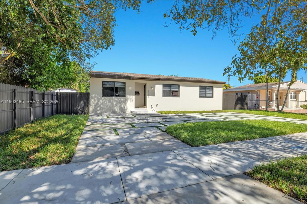 6021 SW 19th Street, Miami, FL 33155