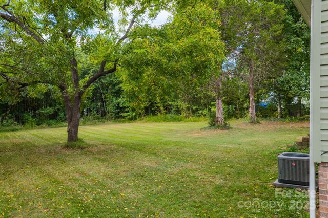 3 Mccall Place, Granite Falls, NC 28630