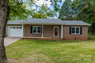 3 Mccall Place, Granite Falls, NC 28630