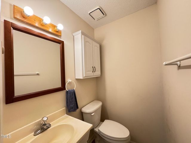 2229 Lizard Lick Road, Zebulon, NC 27597