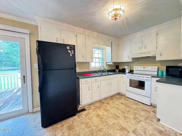 2229 Lizard Lick Road, Zebulon, NC 27597