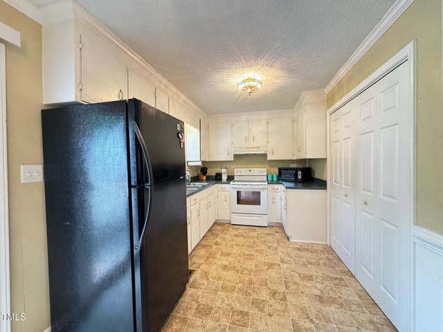 2229 Lizard Lick Road, Zebulon, NC 27597