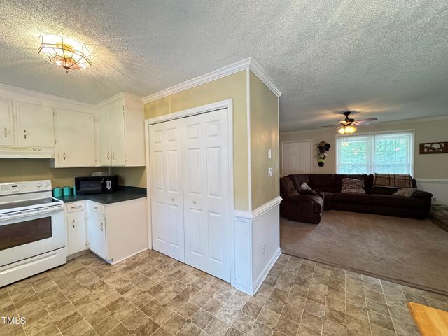 2229 Lizard Lick Road, Zebulon, NC 27597