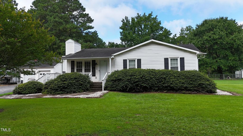 2229 Lizard Lick Road, Zebulon, NC 27597