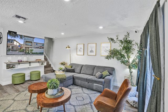 5361 SW 125th Ave, Miramar, FL 33027