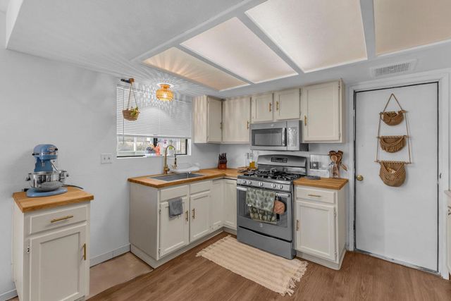 74591 Alta Loma Drive, 29 Palms, CA 92277