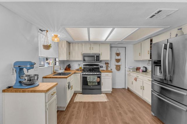 74591 Alta Loma Drive, 29 Palms, CA 92277