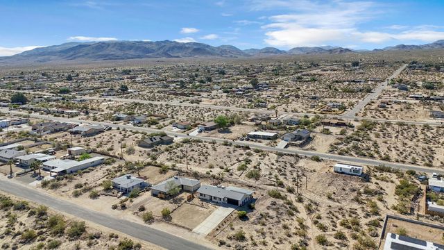 74591 Alta Loma Drive, 29 Palms, CA 92277