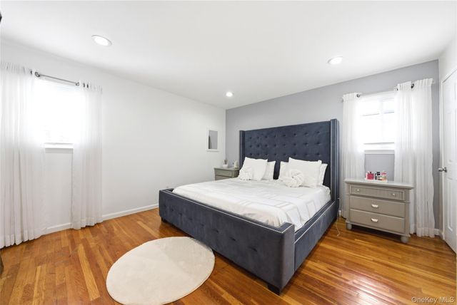 38 Sutton Street, Hempstead, NY 11550