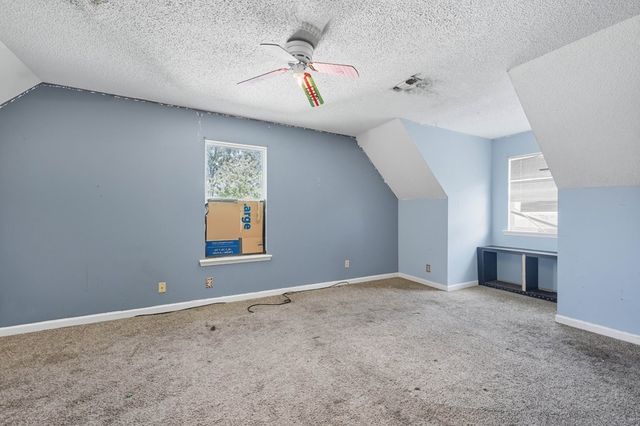 108 Oak Tree, Oak Grove, KY 42262