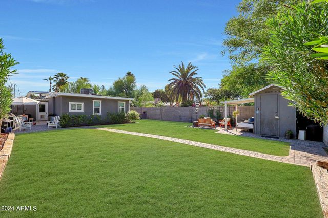 2230 E CLARENDON Avenue, Phoenix, AZ 85016