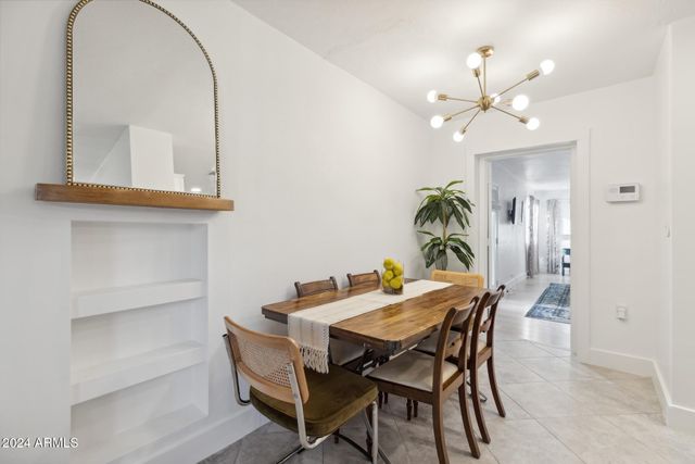 2230 E CLARENDON Avenue, Phoenix, AZ 85016