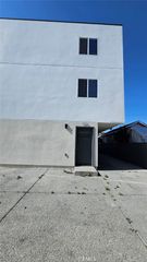 213 W 43rd, Los Angeles, CA 90037