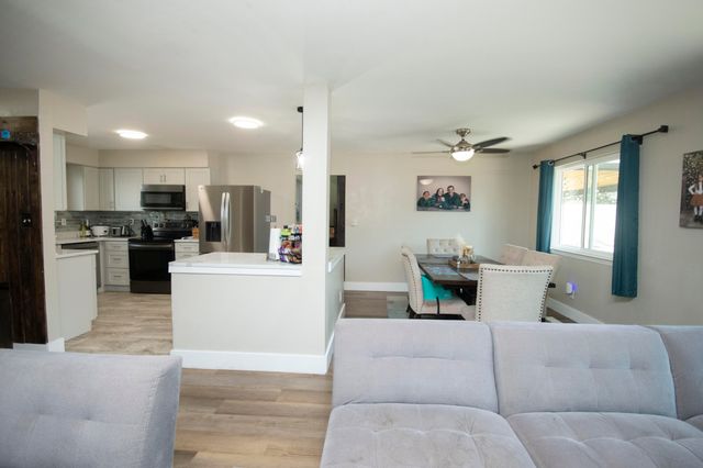 3305 Reina Court NE, Albuquerque, NM 87111