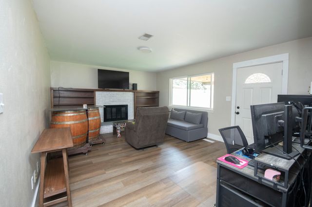 3305 Reina Court NE, Albuquerque, NM 87111