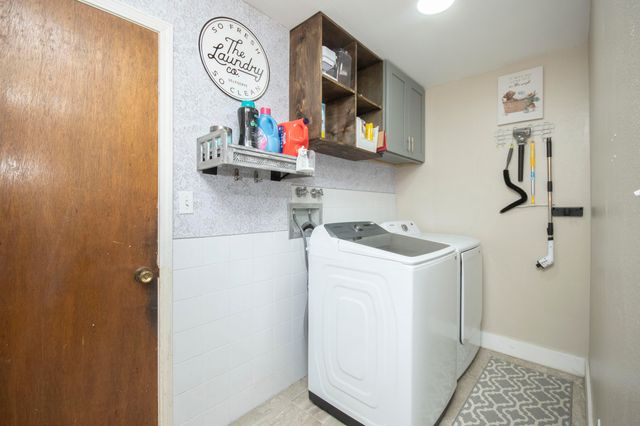 3305 Reina Court NE, Albuquerque, NM 87111