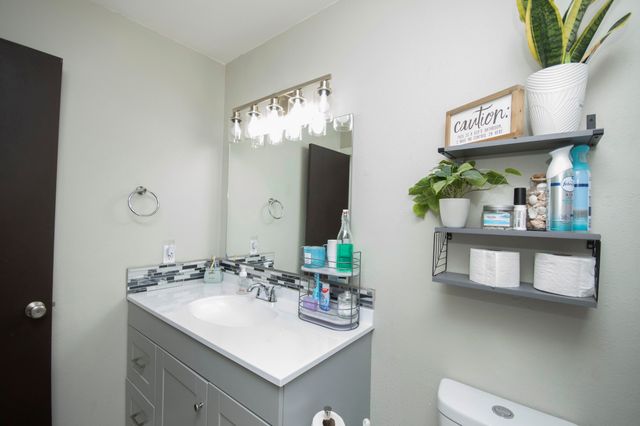 3305 Reina Court NE, Albuquerque, NM 87111