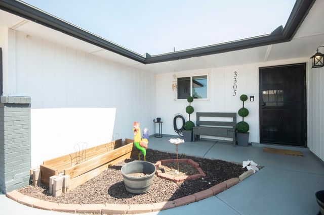 3305 Reina Court NE, Albuquerque, NM 87111