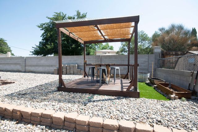 3305 Reina Court NE, Albuquerque, NM 87111