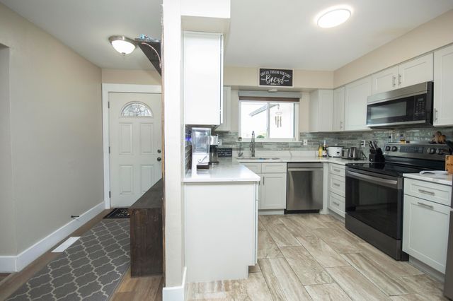 3305 Reina Court NE, Albuquerque, NM 87111