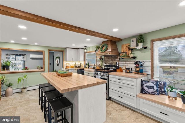 2250 MARION, York, PA 17408