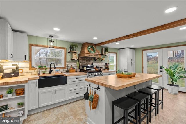 2250 MARION, York, PA 17408