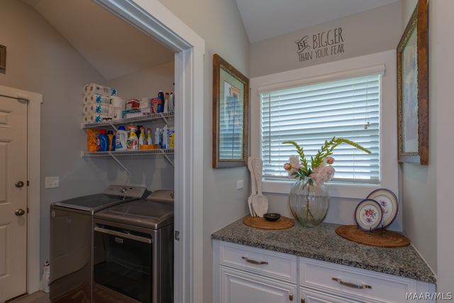 712 Hedgefield Way, Prattville, AL 36066
