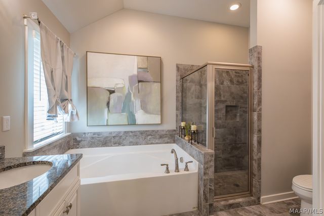 712 Hedgefield Way, Prattville, AL 36066