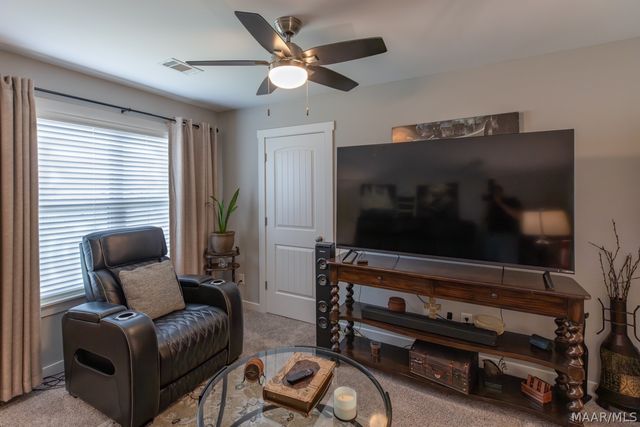 712 Hedgefield Way, Prattville, AL 36066