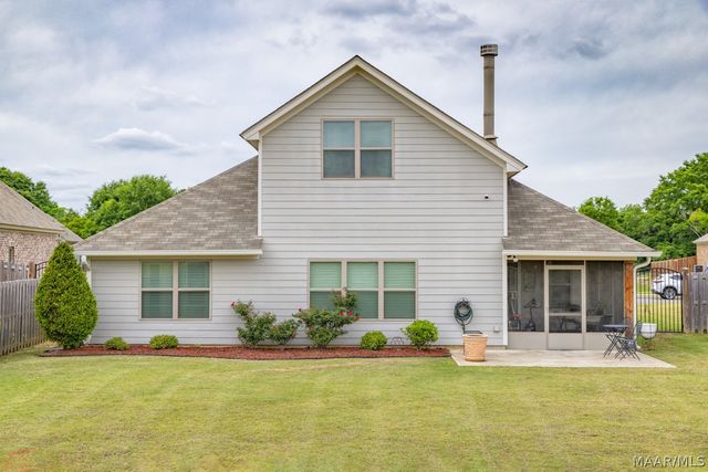 712 Hedgefield Way, Prattville, AL 36066
