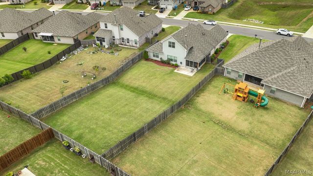 712 Hedgefield Way, Prattville, AL 36066