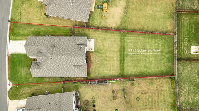 712 Hedgefield Way, Prattville, AL 36066