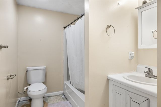 46 Pawtucket Blvd 37, Tyngsborough, MA 01879