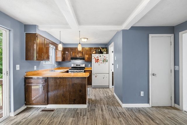 46 Pawtucket Blvd 37, Tyngsborough, MA 01879