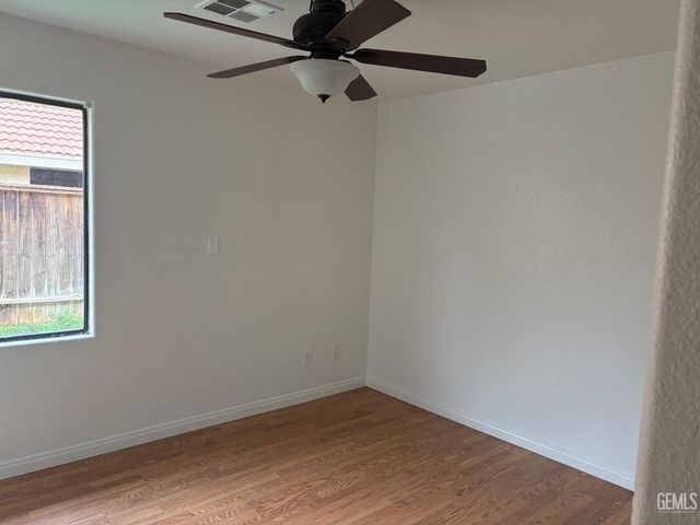 8228 Norfolk Court, Bakersfield, CA 93311