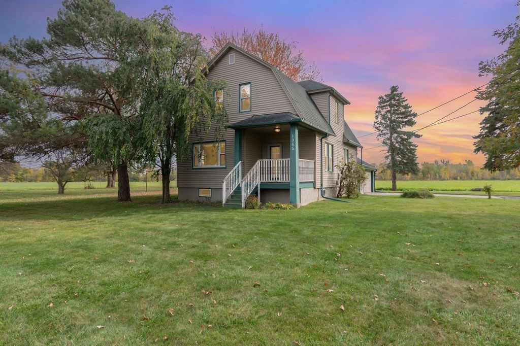 1365 W North Union Road, Auburn, MI 48611