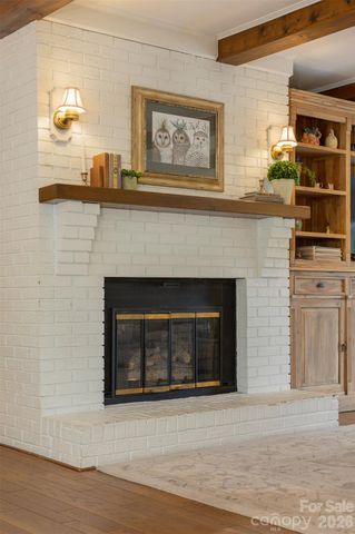 425 Sondley Woods Place, Asheville, NC 28805