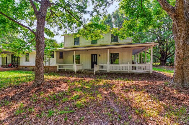 7693 White Point Road, Adams Run, SC 29426