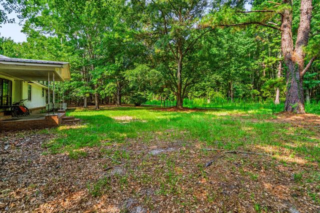 7693 White Point Road, Adams Run, SC 29426