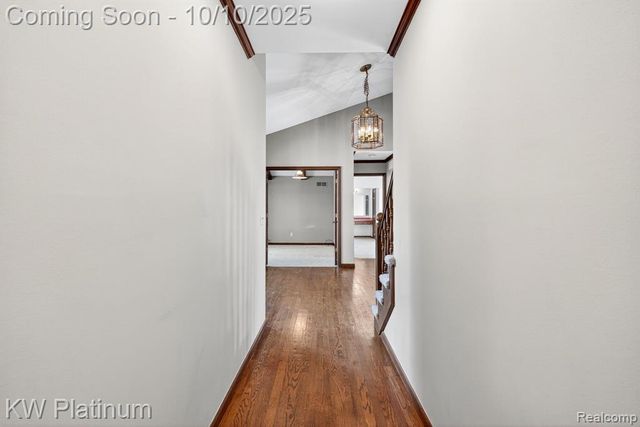 842 Timberline Drive, Rochester Hills, MI 48309