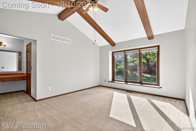 842 Timberline Drive, Rochester Hills, MI 48309