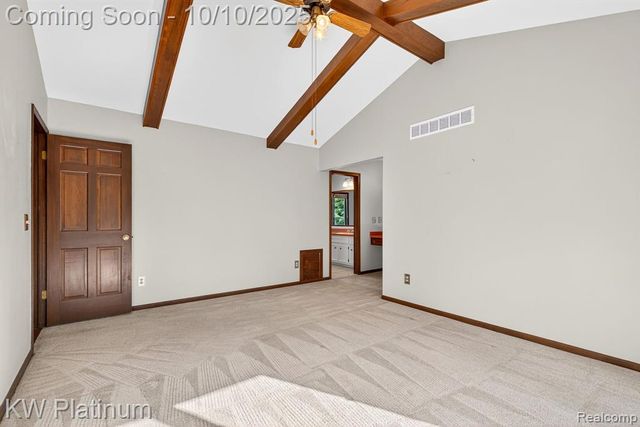 842 Timberline Drive, Rochester Hills, MI 48309