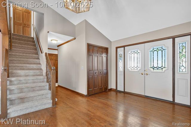 842 Timberline Drive, Rochester Hills, MI 48309