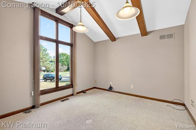 842 Timberline Drive, Rochester Hills, MI 48309