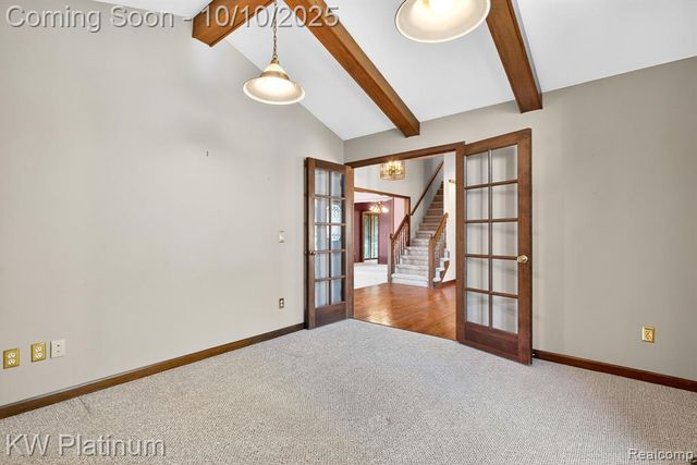 842 Timberline Drive, Rochester Hills, MI 48309