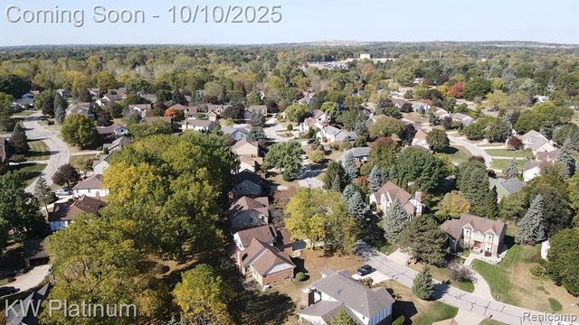 842 Timberline Drive, Rochester Hills, MI 48309