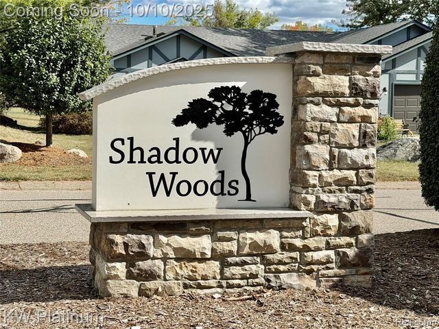 842 Timberline Drive, Rochester Hills, MI 48309